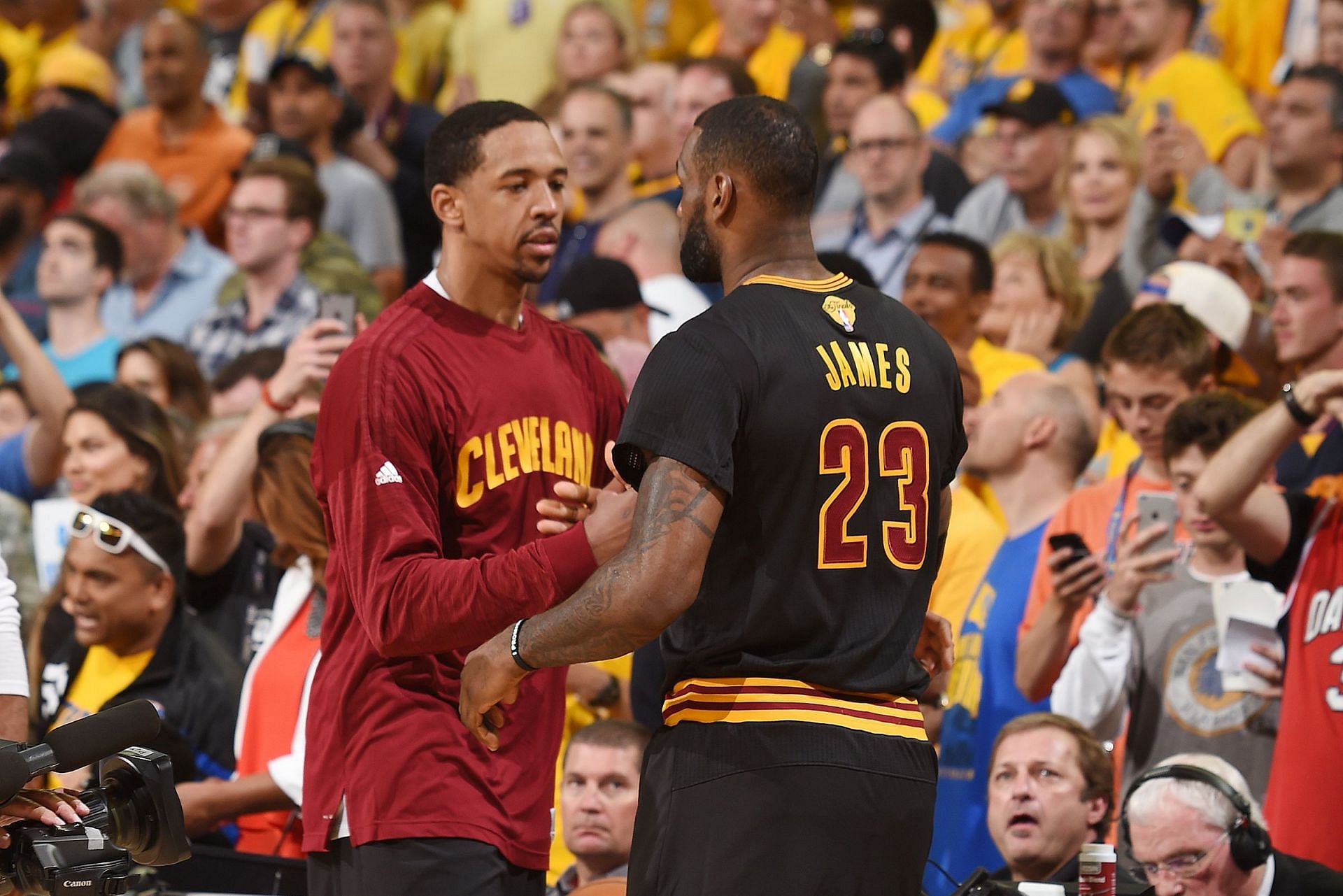 Channing Frye, LeBron James&#039; former teammate, is almost out of words trying to describe the latter&#039;s back-to-back 50-point games at Crypto.com Arena. [Photo: Bleacher Report]