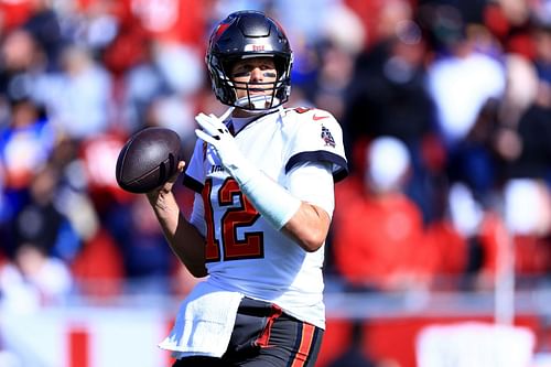 Tom Brady in action for the Tampa Bay Buccaneers against the Los Angeles Rams