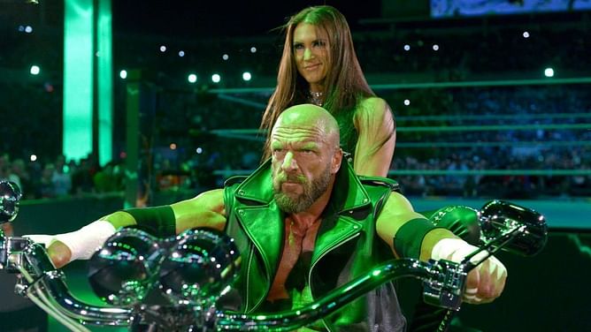 5 WWE couples who have teamed up together at WrestleMania