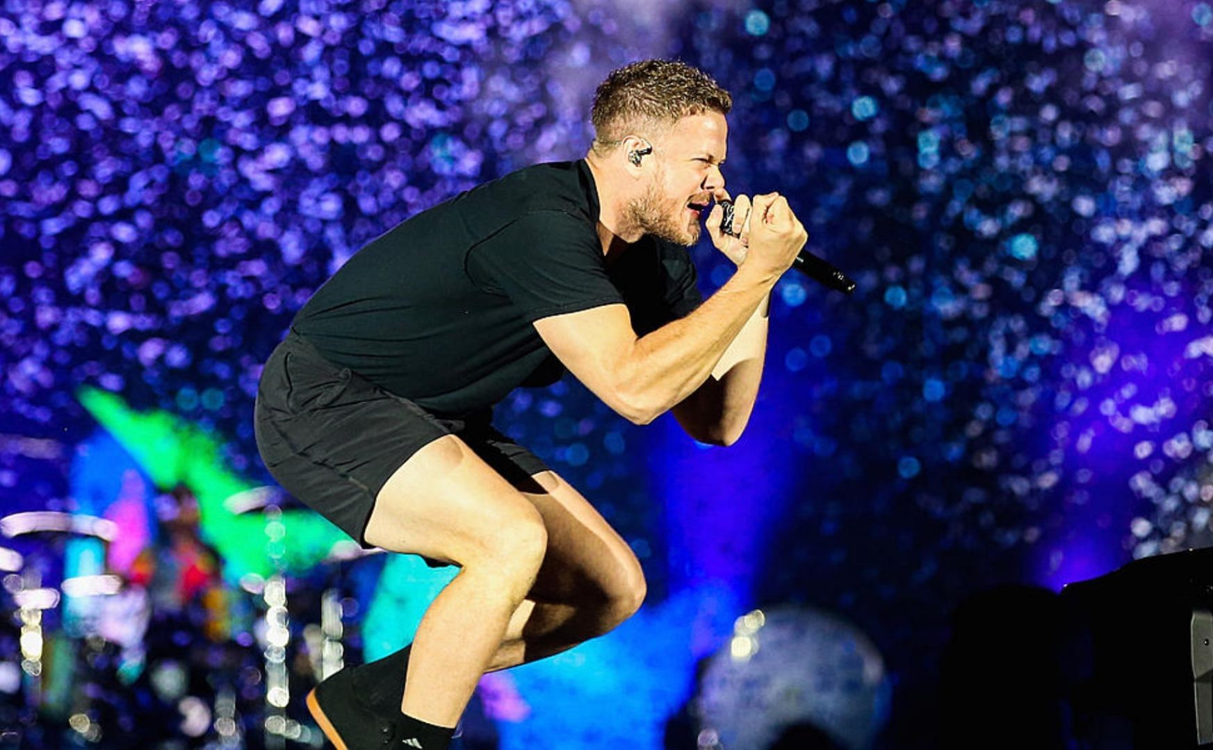 Imagine Dragons have announced dates for their upcoming tour (Image via Getty Images/Alexandre Schneider, Stringer)