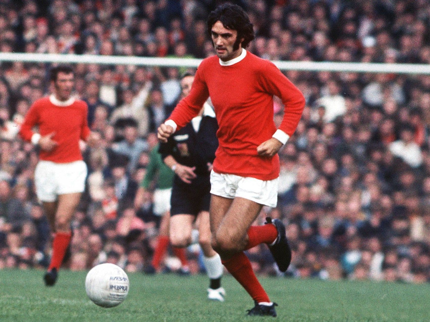 George Best is considered one of the best dribblers of all time.