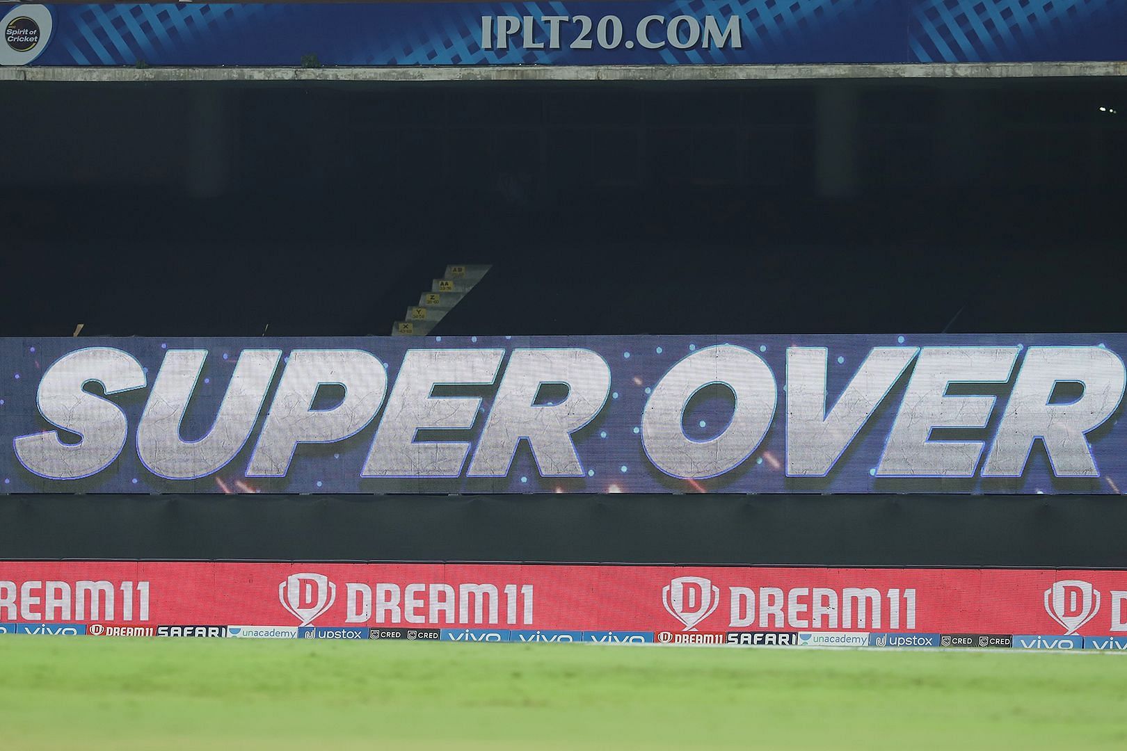 A Super Over helps in deciding the winner of the tied matches in Indian Premier League (Image Courtesy: IPLT20.com)