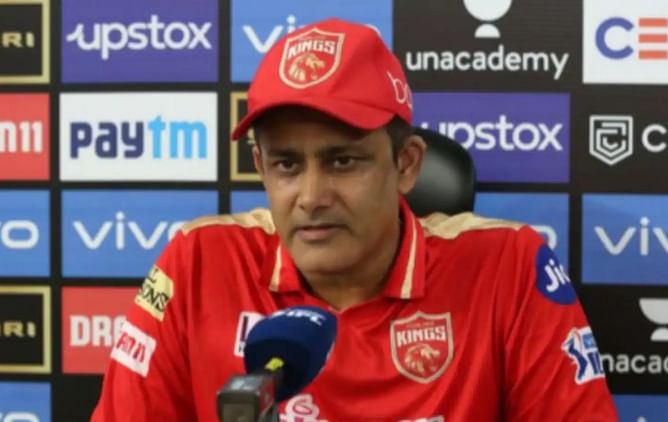 "Lots of Zoom meetings, some fun activities" - Anil Kumble reveals quarantine plan as Punjab Kings arrive in Mumbai to begin IPL prep