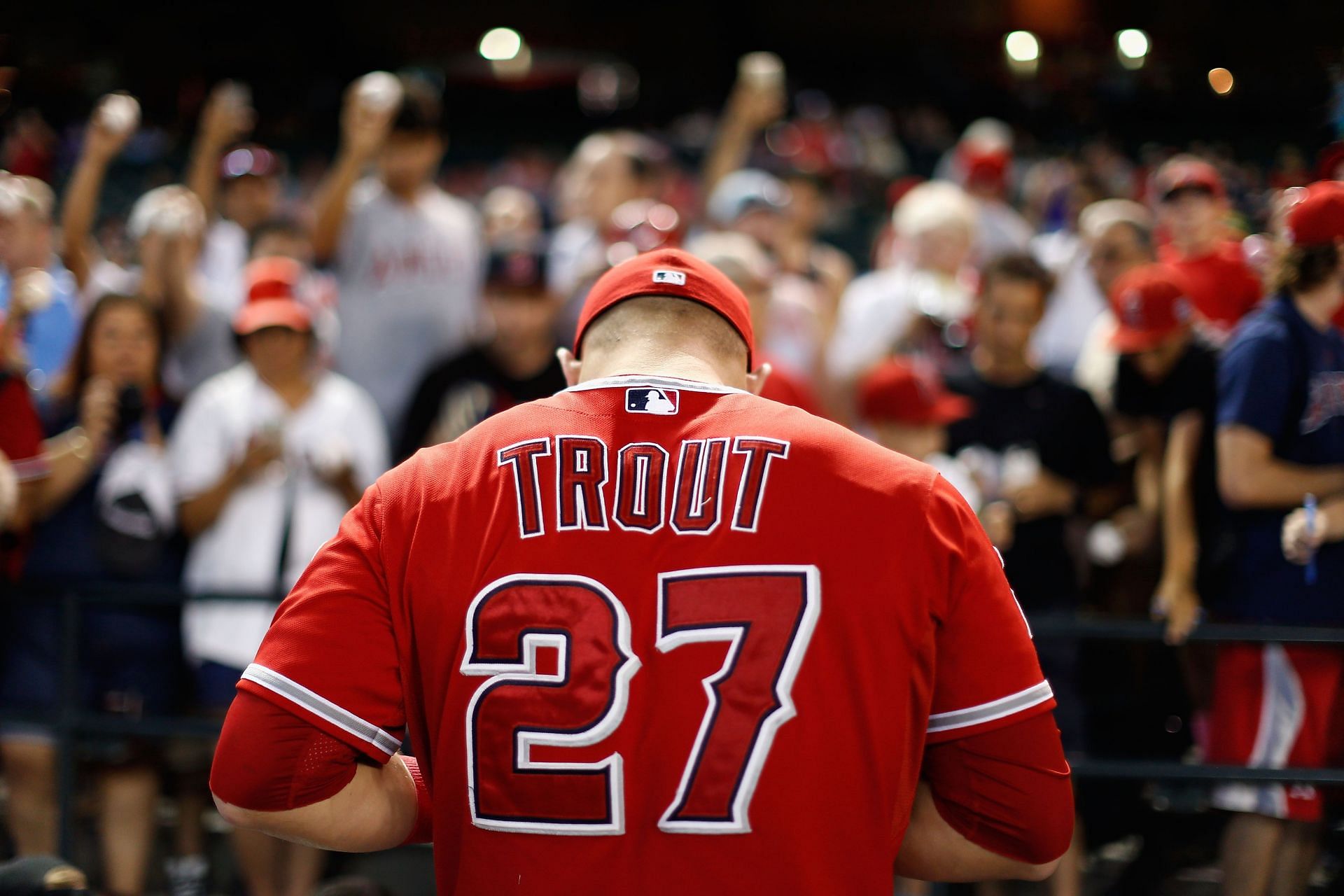 Mike Trout spends time with one of his biggest fans 