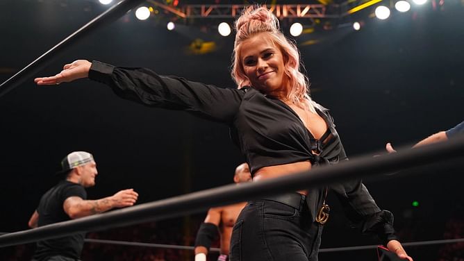 Paige VanZant sends a message after signing with AEW