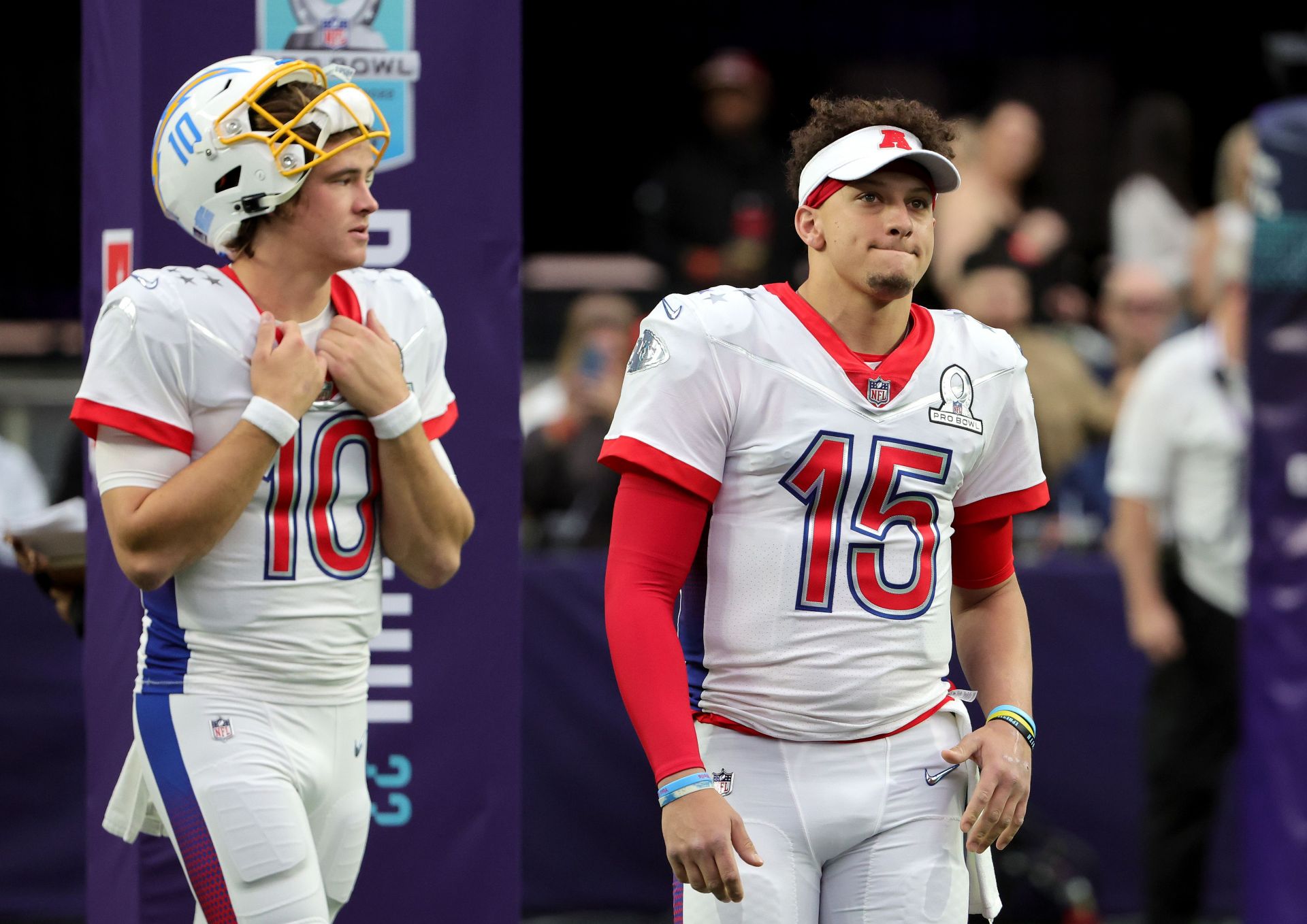 AFC Pro Bowl roster: Justin Herbert starts over Patrick Mahomes