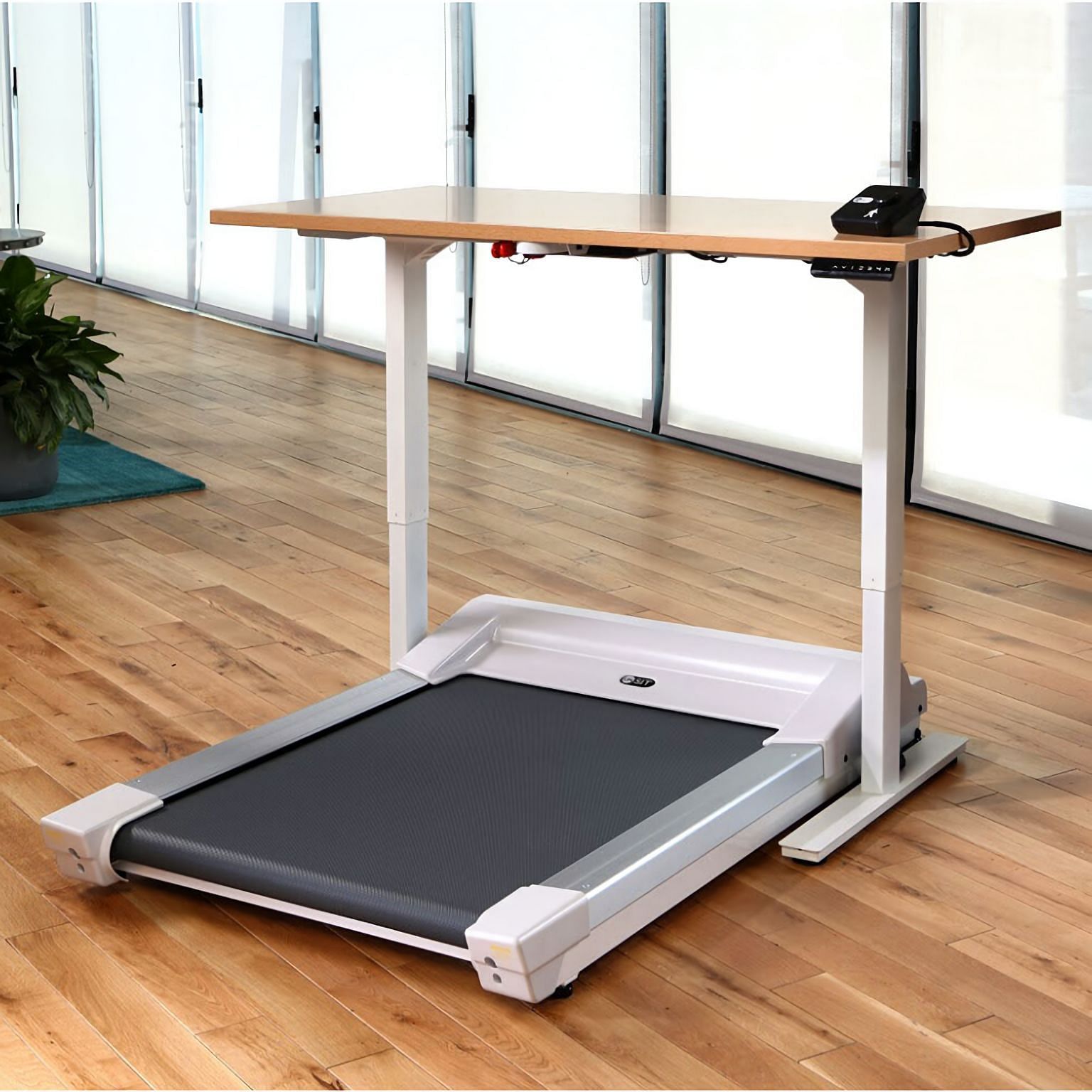 Commercial grade treadmill with a silent motor - Perfect for office workspace