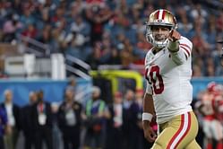"His latest injury happened at the worst possible time" - NFL insider reveals why 49ers haven't traded Jimmy Garoppolo