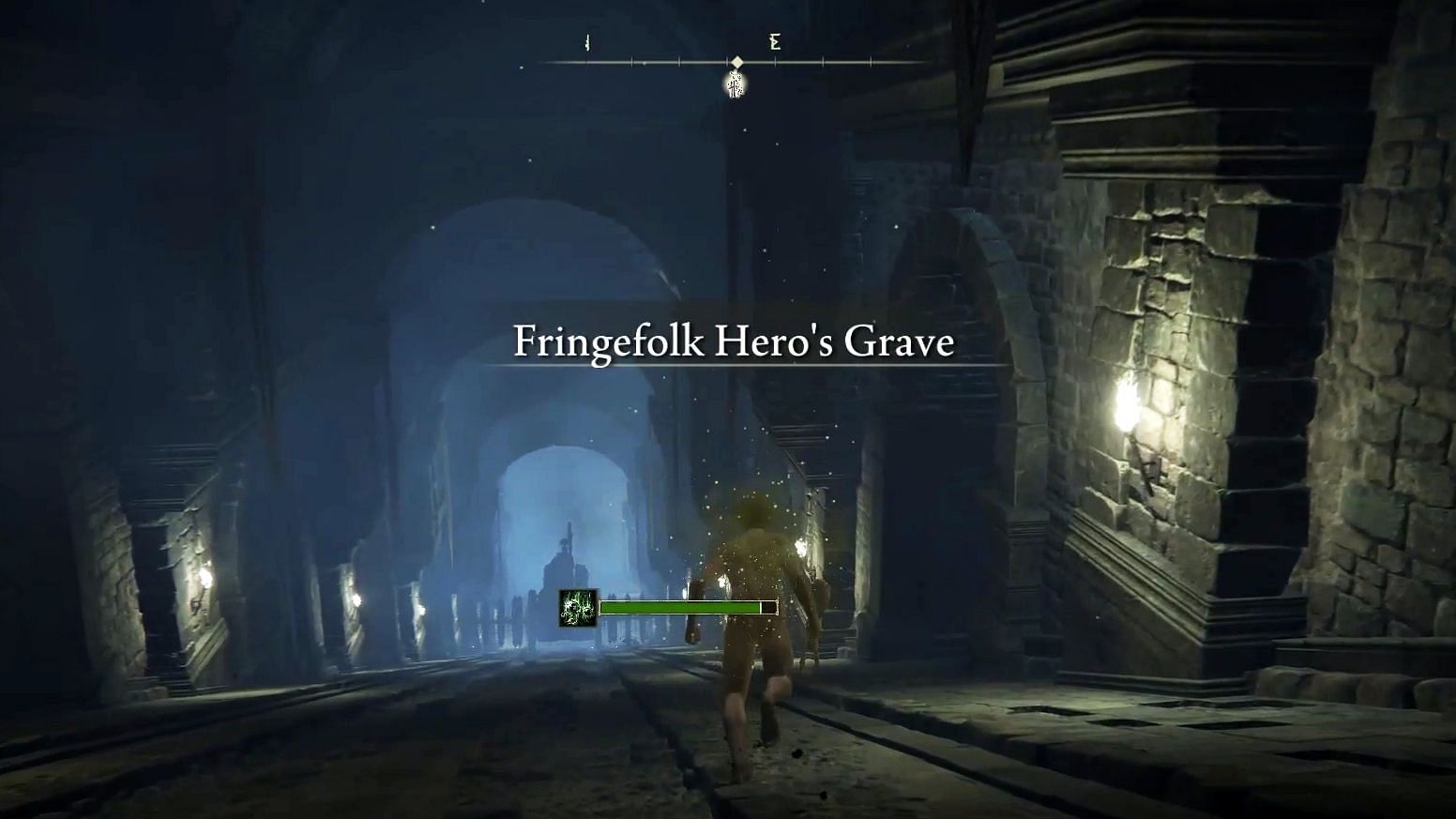 A player travels through Fringefolk Hero&#039;s Grave (Image via FromSoftware Inc.)