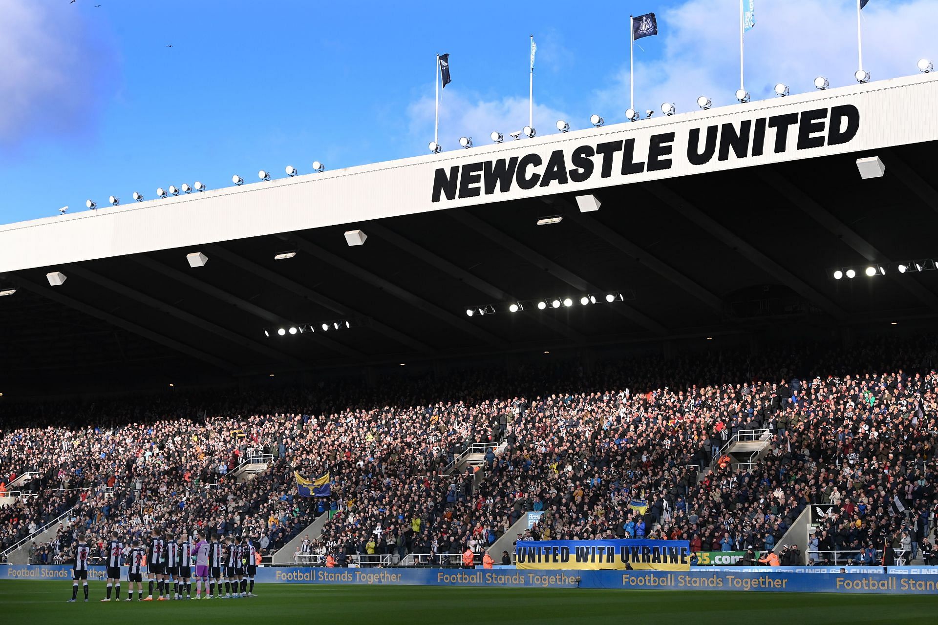Newcastle United v Brighton &amp; Hove Albion - Premier League