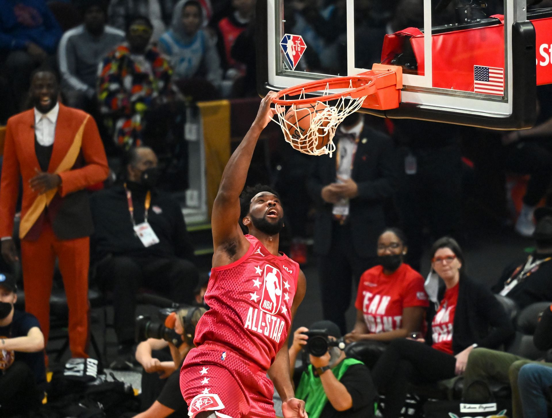 Embiid selama Pertandingan NBA All-Star 2022