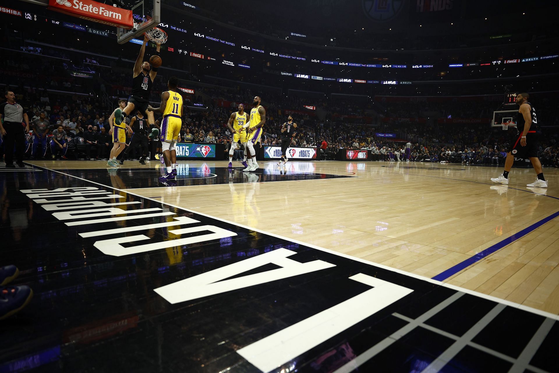 LA Lakers v LA Clippers