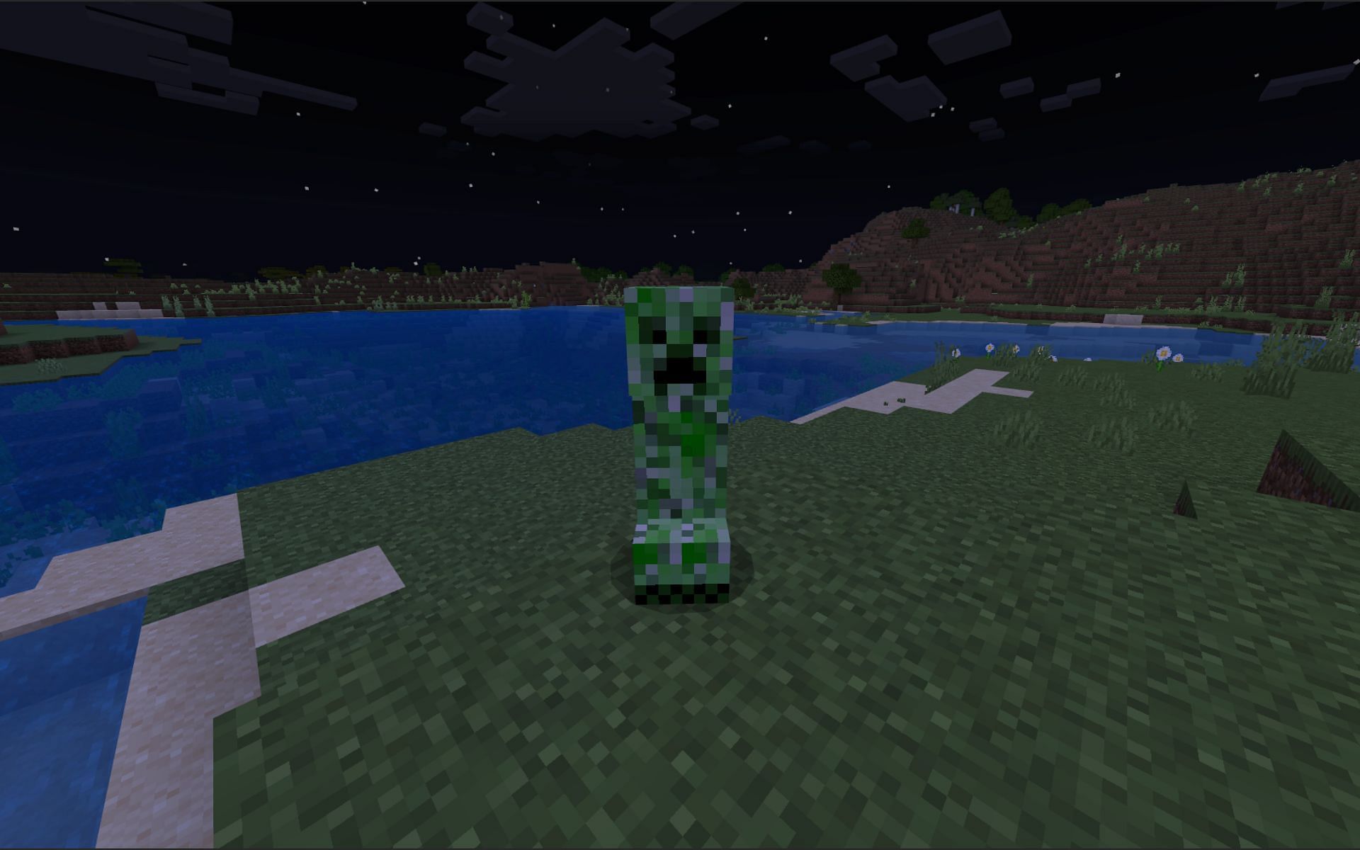 Creeper at night (Image via Minecraft)