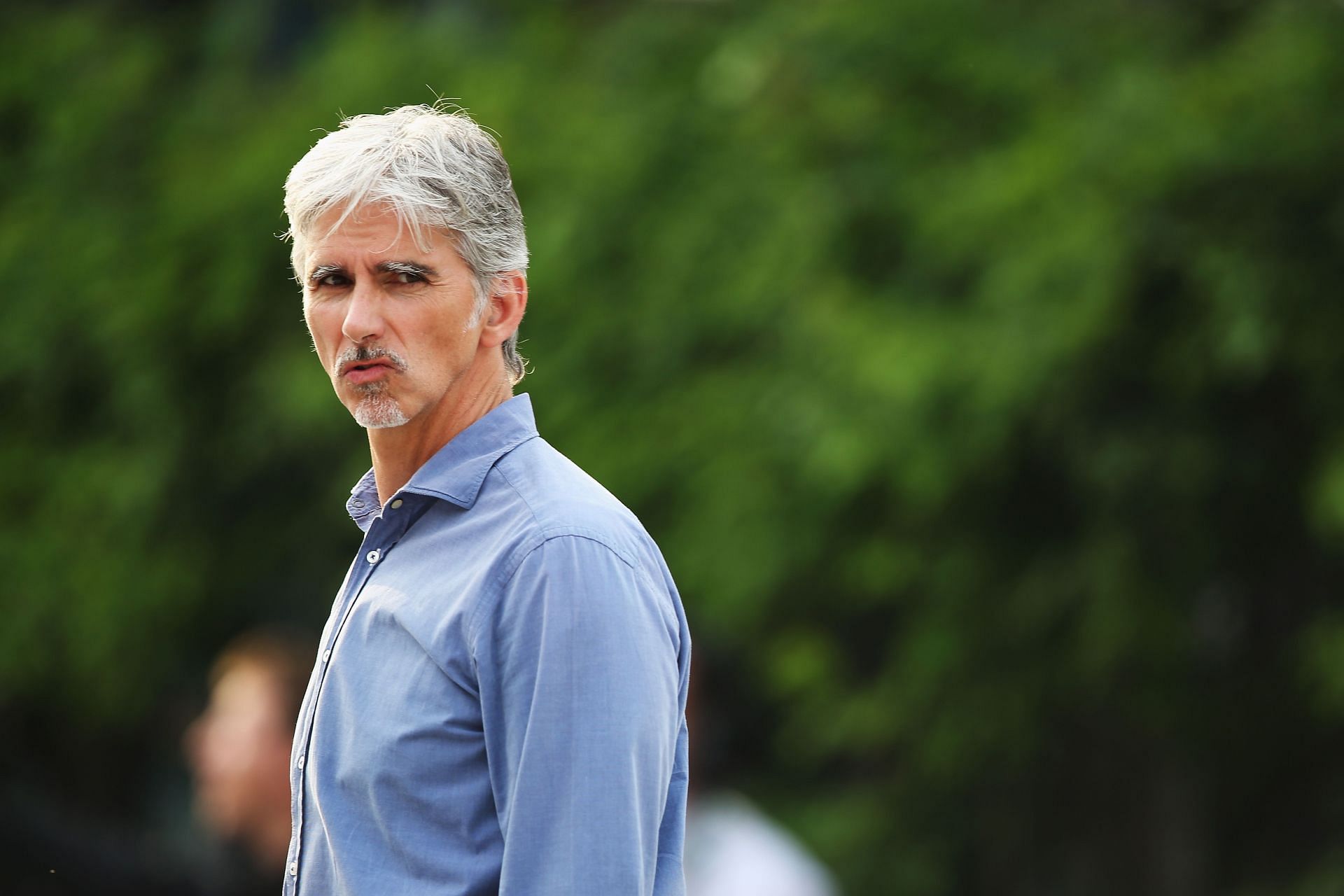 Damon Hill arrives for the F1 Grand Prix of China