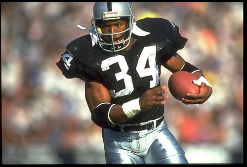 Raiders running back Bo Jackson