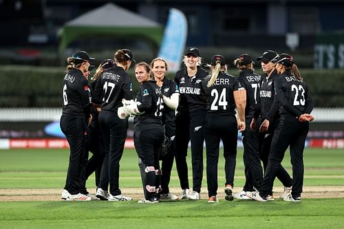 NZ-W vs AU-W Dream11 Fantasy Suggestions