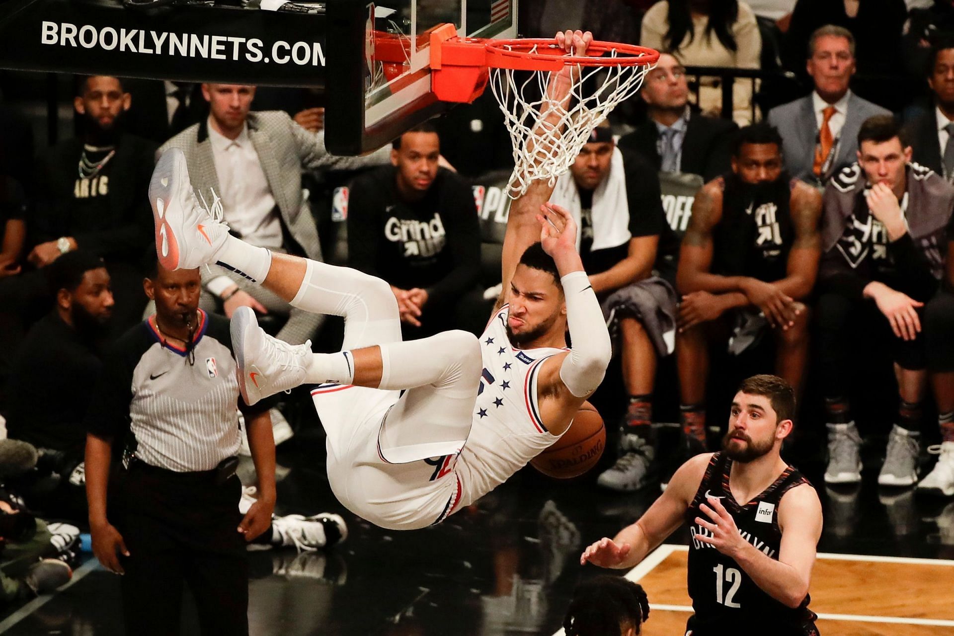 The rabid Philadelphia 76ers crowd endlessly jeered Ben Simmons, particularly after he slammed the ball during warmups in the game between the Brooklyn Nets and Philadelphia 76ers. [Photo: Philadelphia Inquirer]