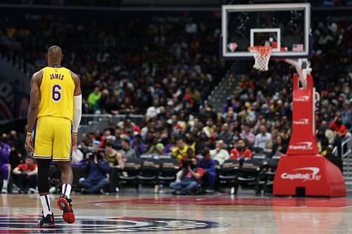 Los Angeles Lakers v Washington Wizards