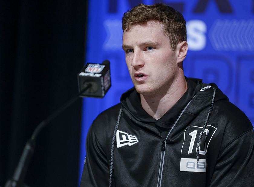 NFL QB prospect wins fans with gesture at Combine
