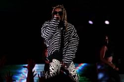 "Like LeBron James, playing all five positions" - Lil Wayne talks about becoming the 'ultimate artist', compares himself to the LA Lakers' headliner