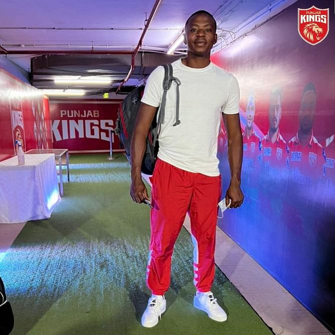 "𝐊𝐆𝐑 is here" - Kagiso Rabada joins Punjab Kings team hotel ahead of IPL 2022