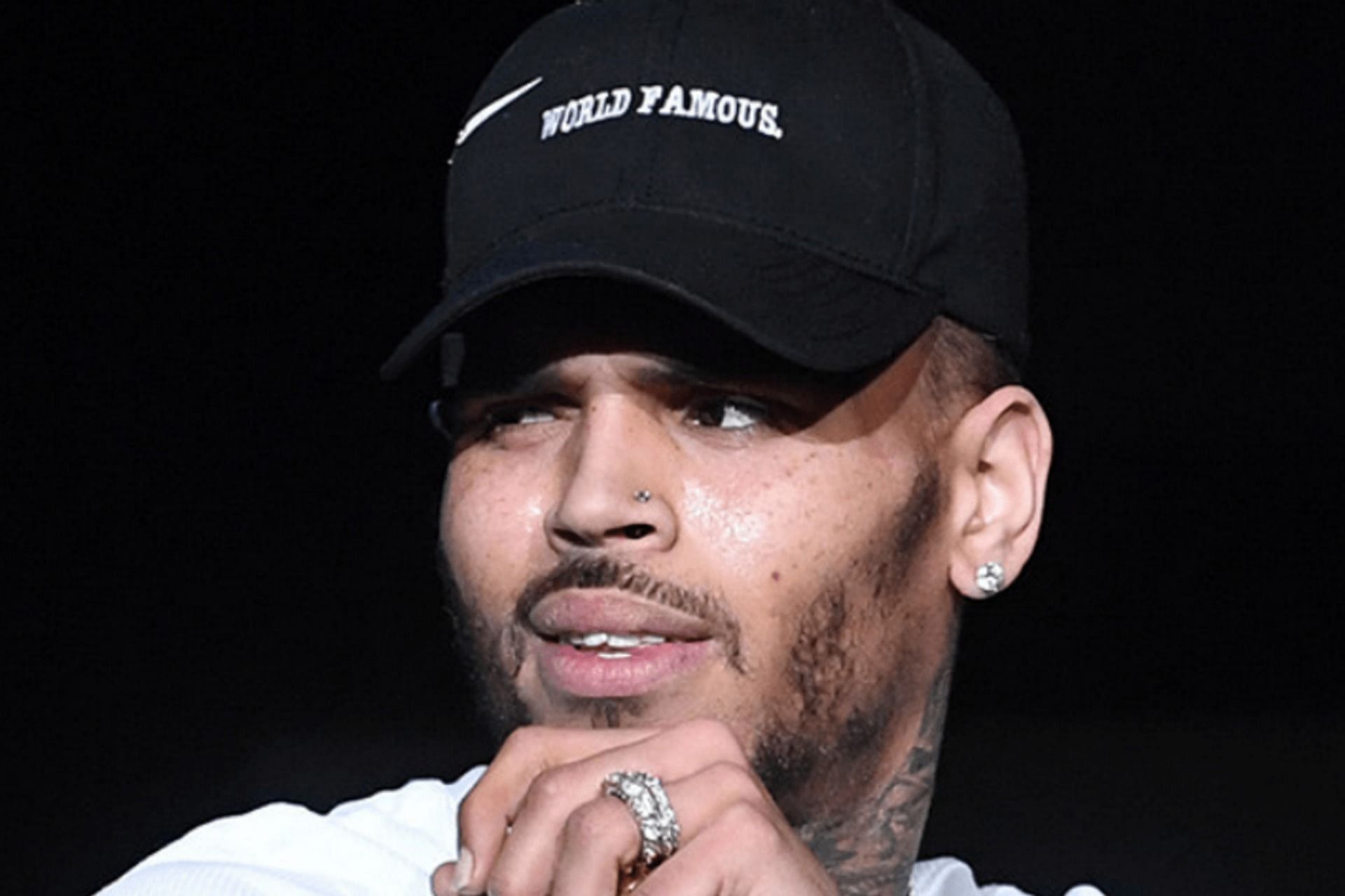 Text messages sent by Chris Brown and alleged victim go viral (Image via Paras Griffin/Getty Images)