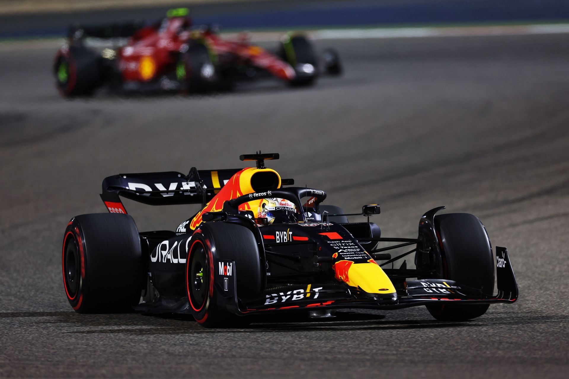 Max Verstappen (foreground) in action during the 2022 F1 Bahrain GP (Photo by Lars Baron/Getty Images)