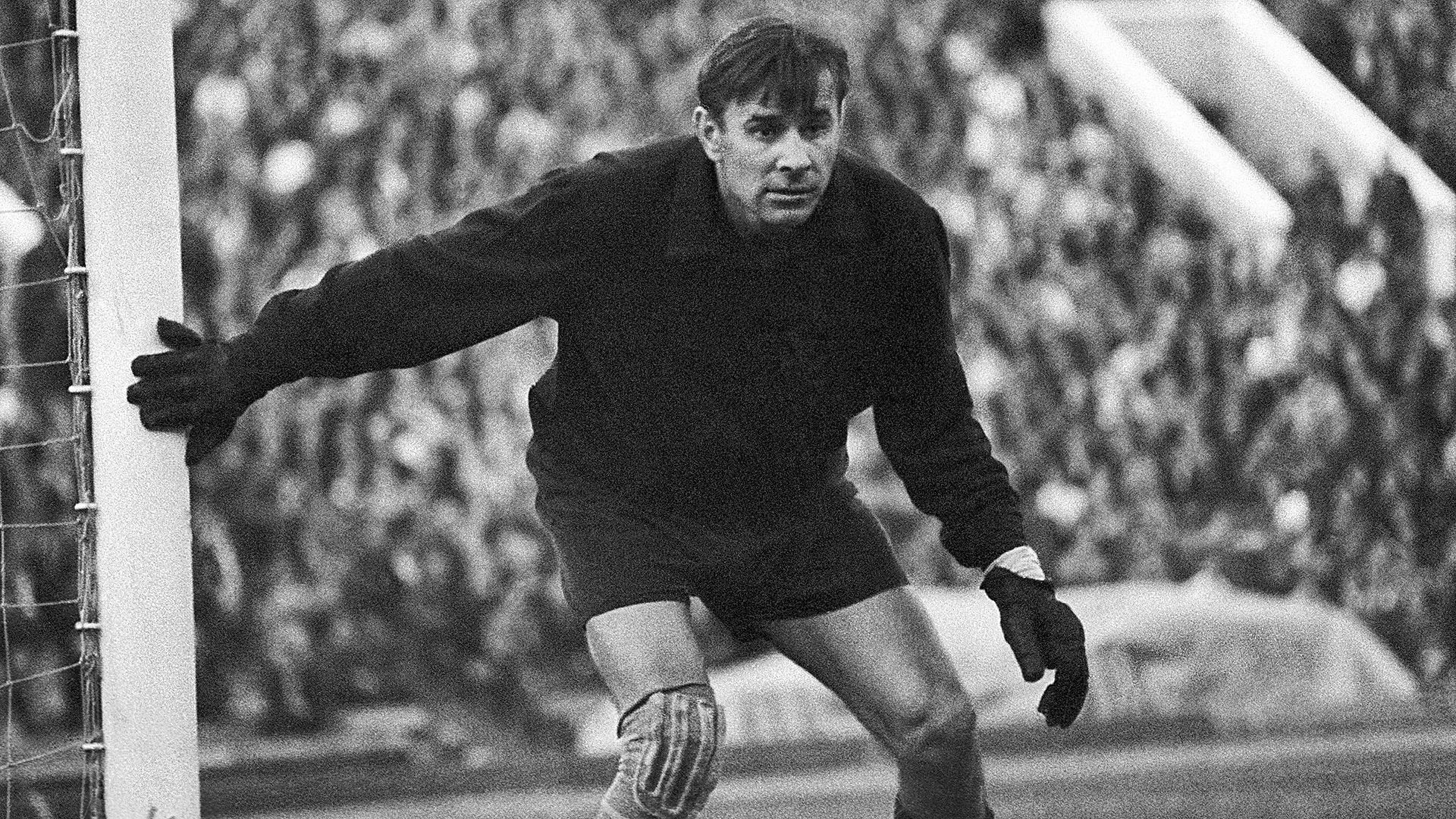 Lev Yashin won nine European Goalkeeper of the Year awards and the award is now named after him.