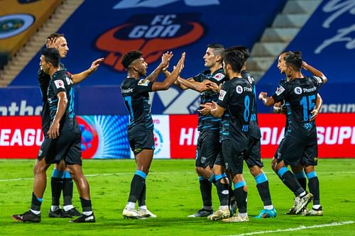 Kerala Blasters FC players celebrating a two-goal lead before half-time against FC Goa. (Image Courtesy: ISL)