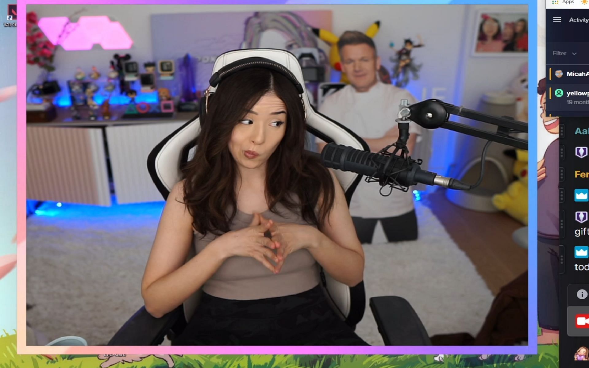 Pokimane talks about the incident with her trophy (Images via Pokimane/Twitch)