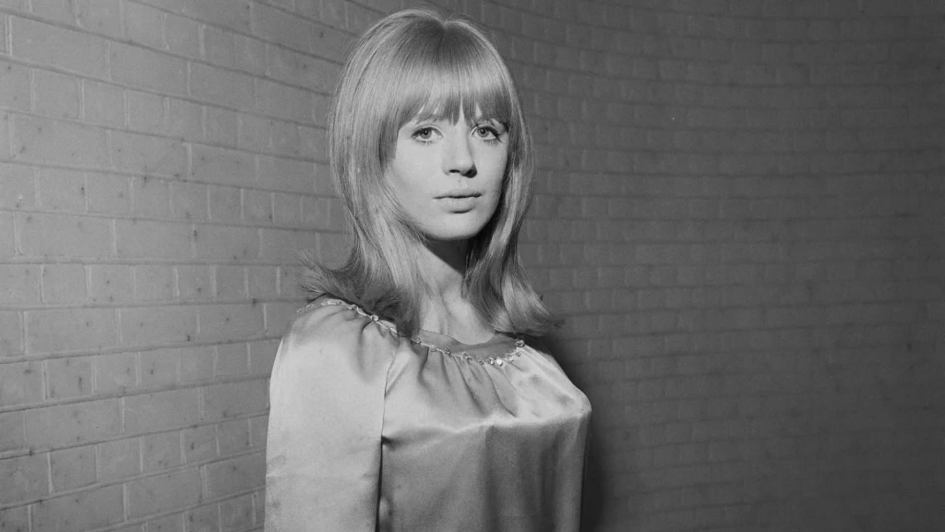 How old is Marianne Faithfull? As Tears Go By hitmaker moves into care ...