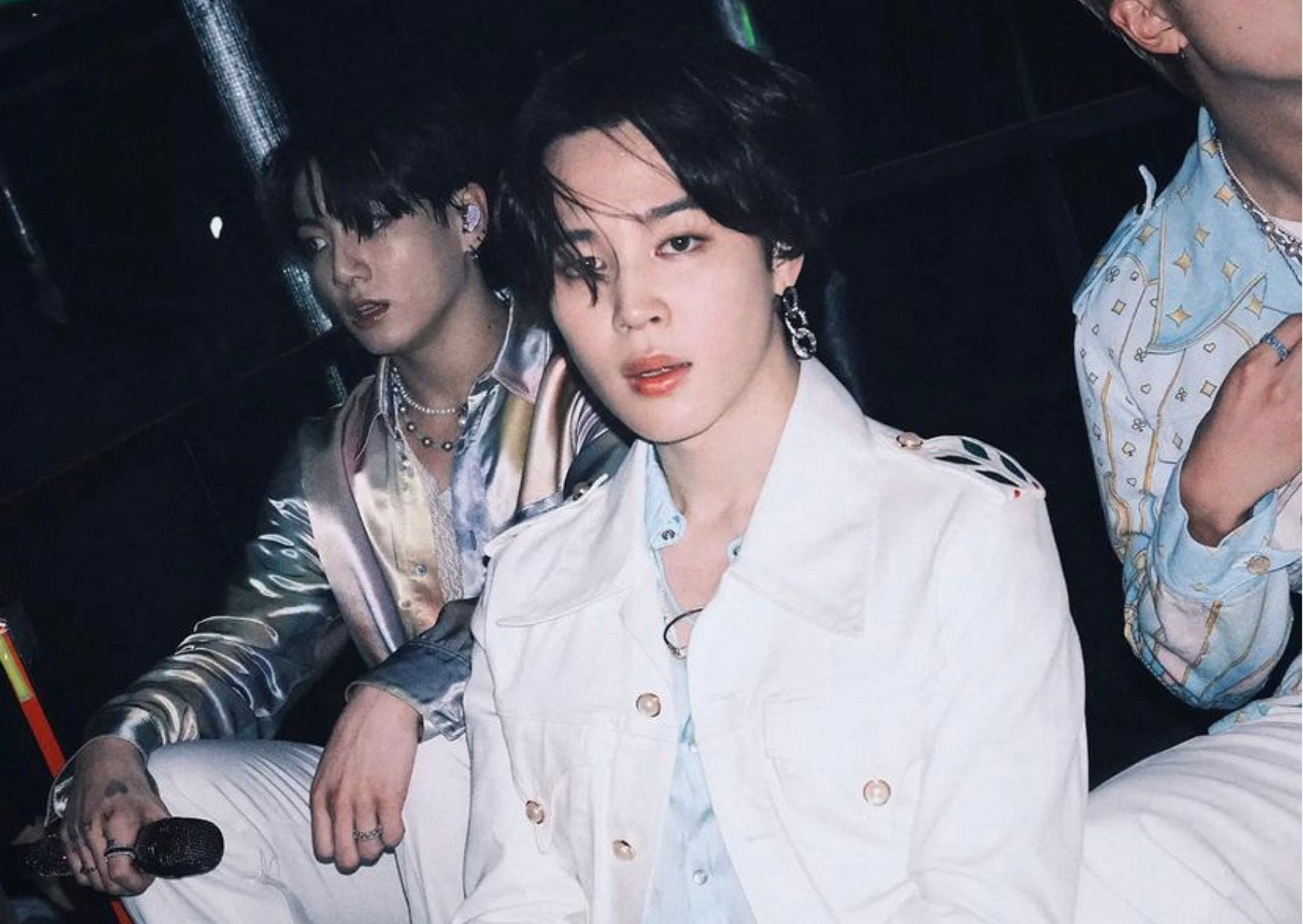 BTS' Jimin has fun on stage at the Seoul concert and accidentally ...