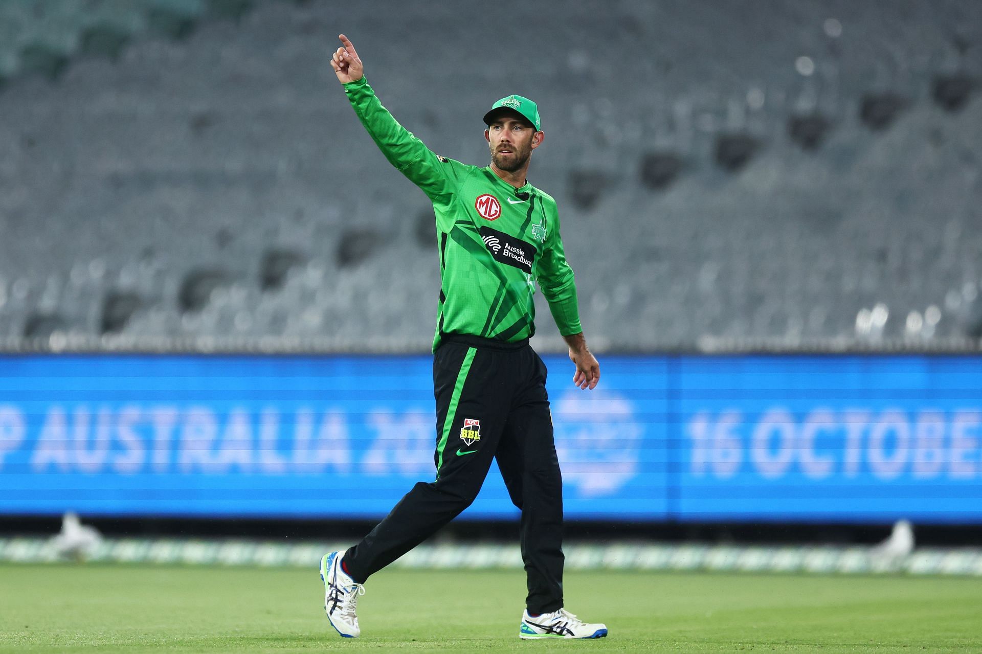 Glenn Maxwell in action during the BBL - Stars v Hurricanes