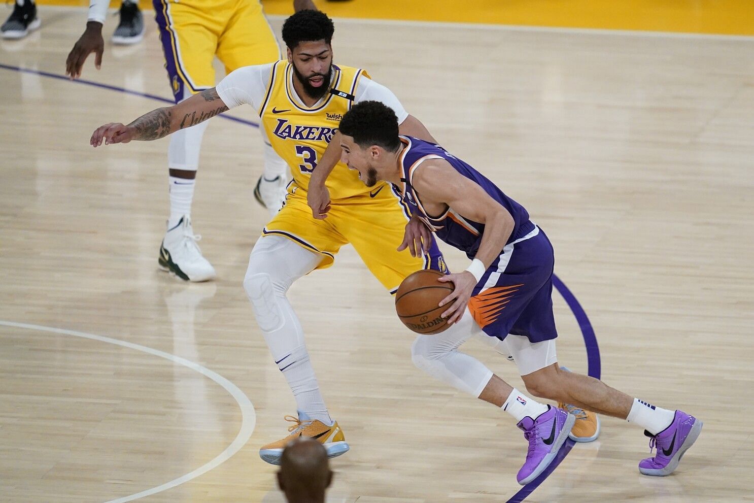 A repeat of last year's post-season matchup between the Phoenix Suns and LA Lakers will be mouth-watering. [Photo: Los Angeles Times]