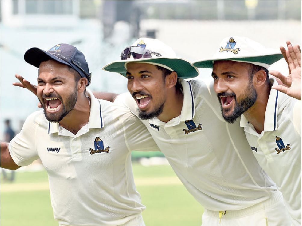 (L to R) Mukesh Kumar, Ishan Porel and Akash Deep form Bengal's fearsome pace trio. Image: The Telegraph