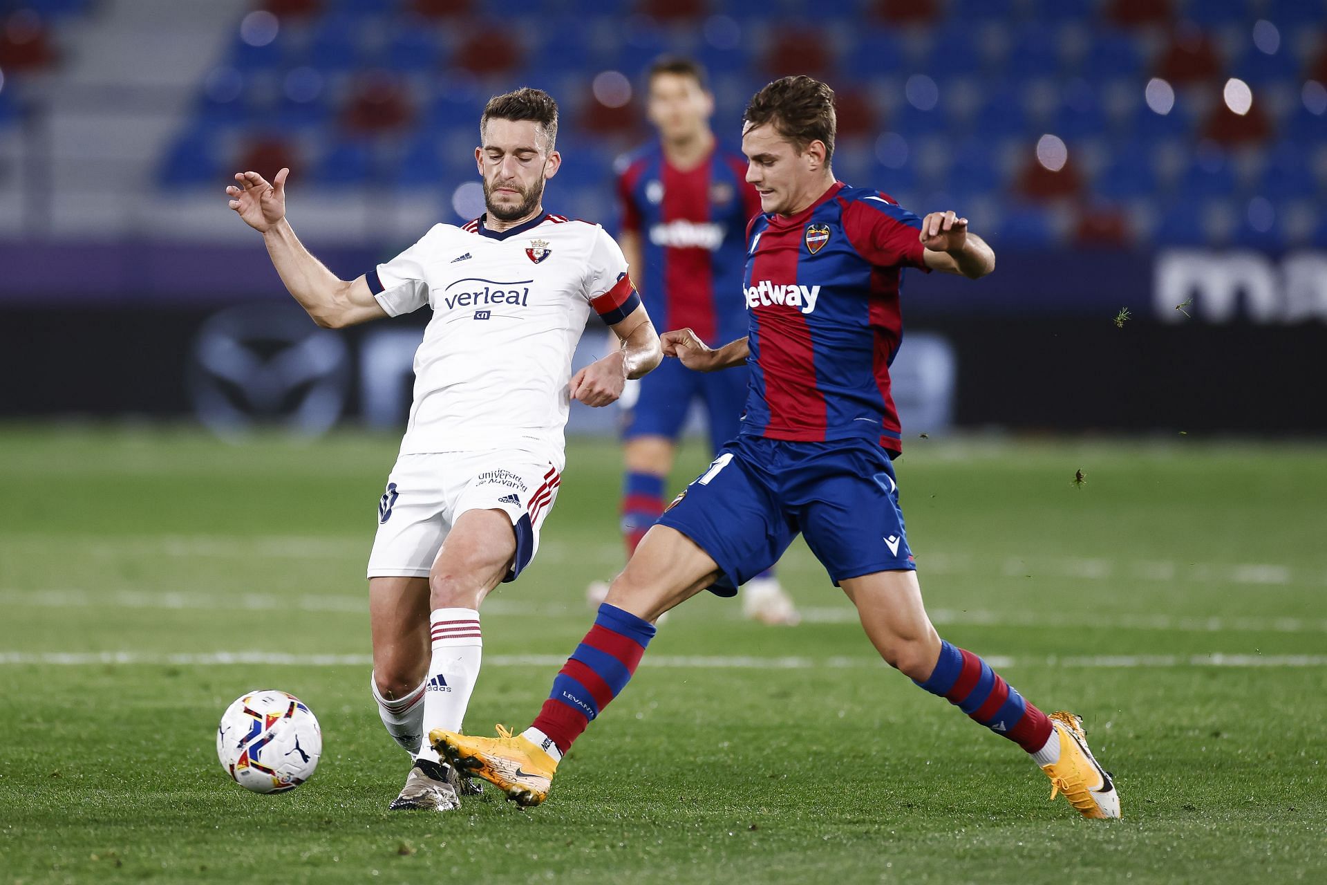 Osasuna will play host to Levante on Saturday.