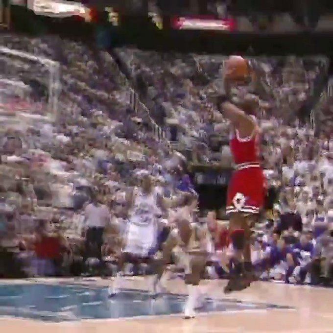 Utah judge 'rules' Michael Jordan 'pushed off' in his infamous 1998 Finals  shot against the Jazz
