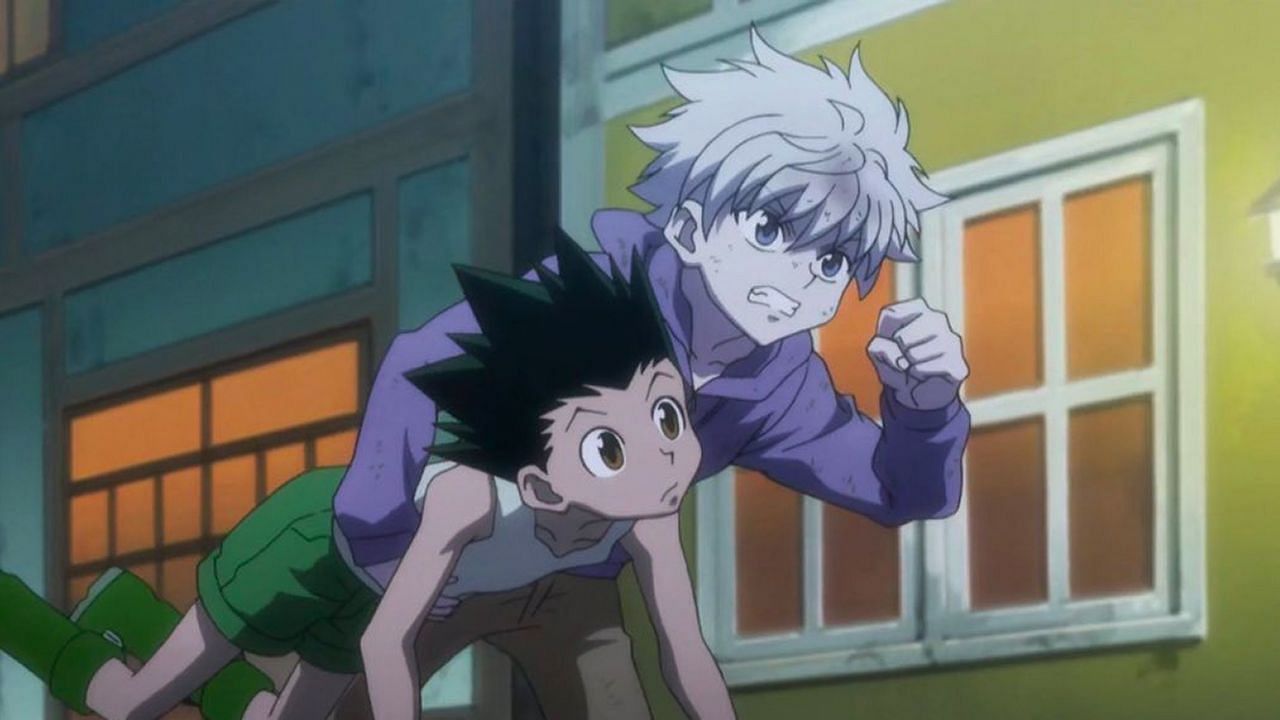 Killua carrying Gon (Image via VIZ Media)