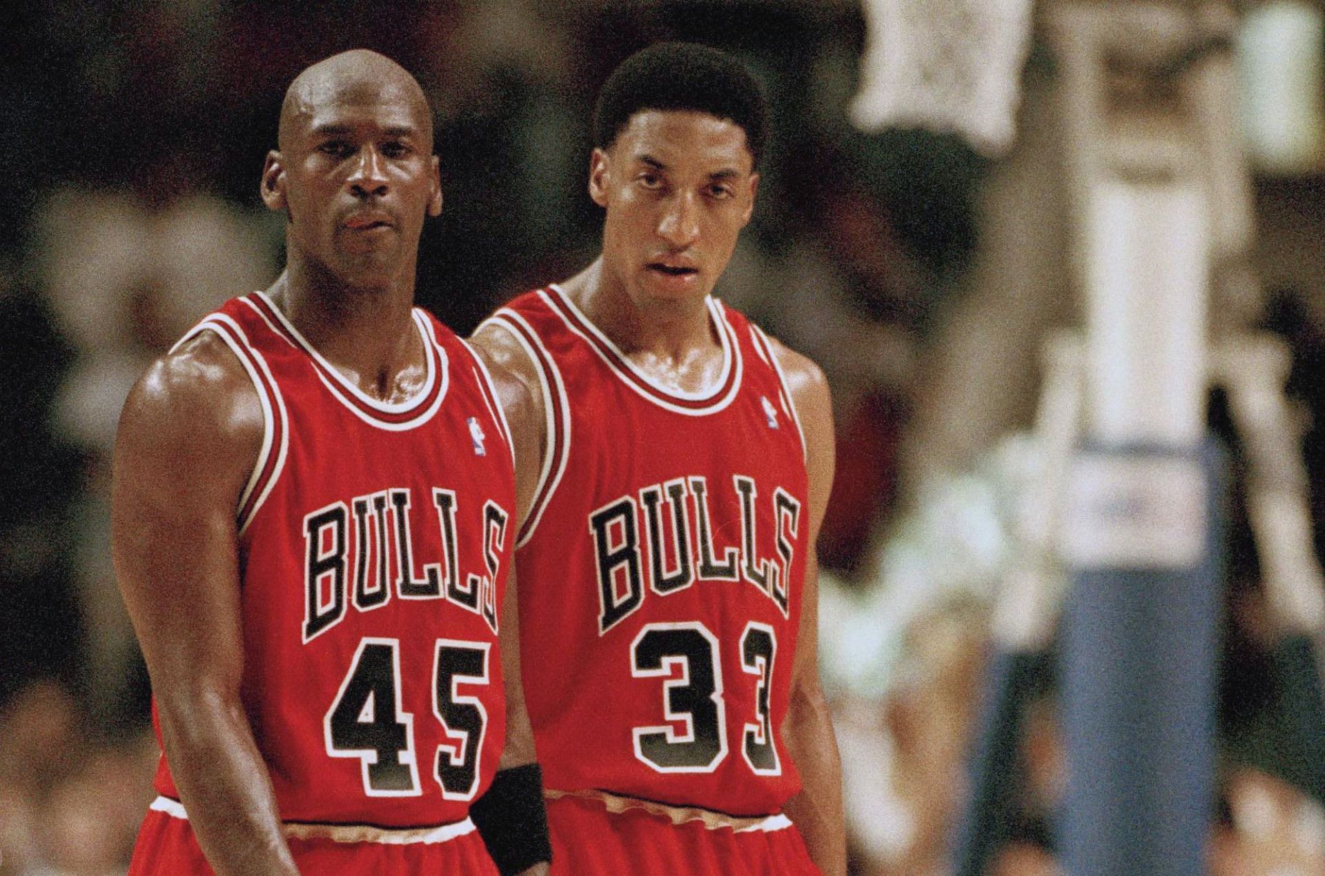 Former Chicago Bulls teammates Michael Jordan, left, and Scottie Pippen