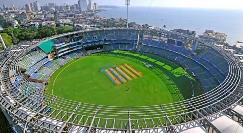 वानखेड़े स्टेडियम, मुंबई  (क्रेडिट - गूगल )
