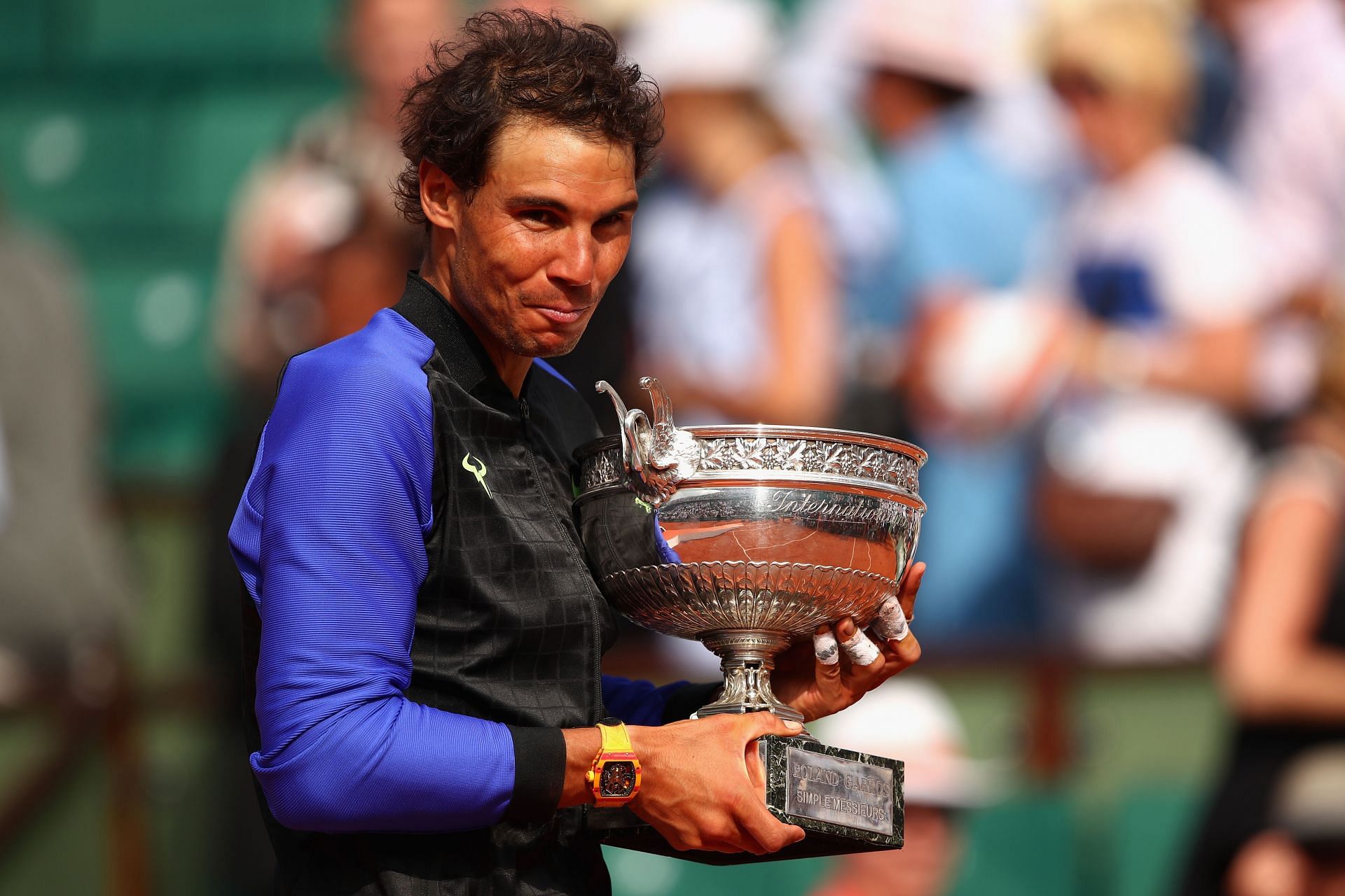 Rafael Nadal won the 2017 French Open to equal Bjorn Borg&#039;s record of three Majors without losing a set