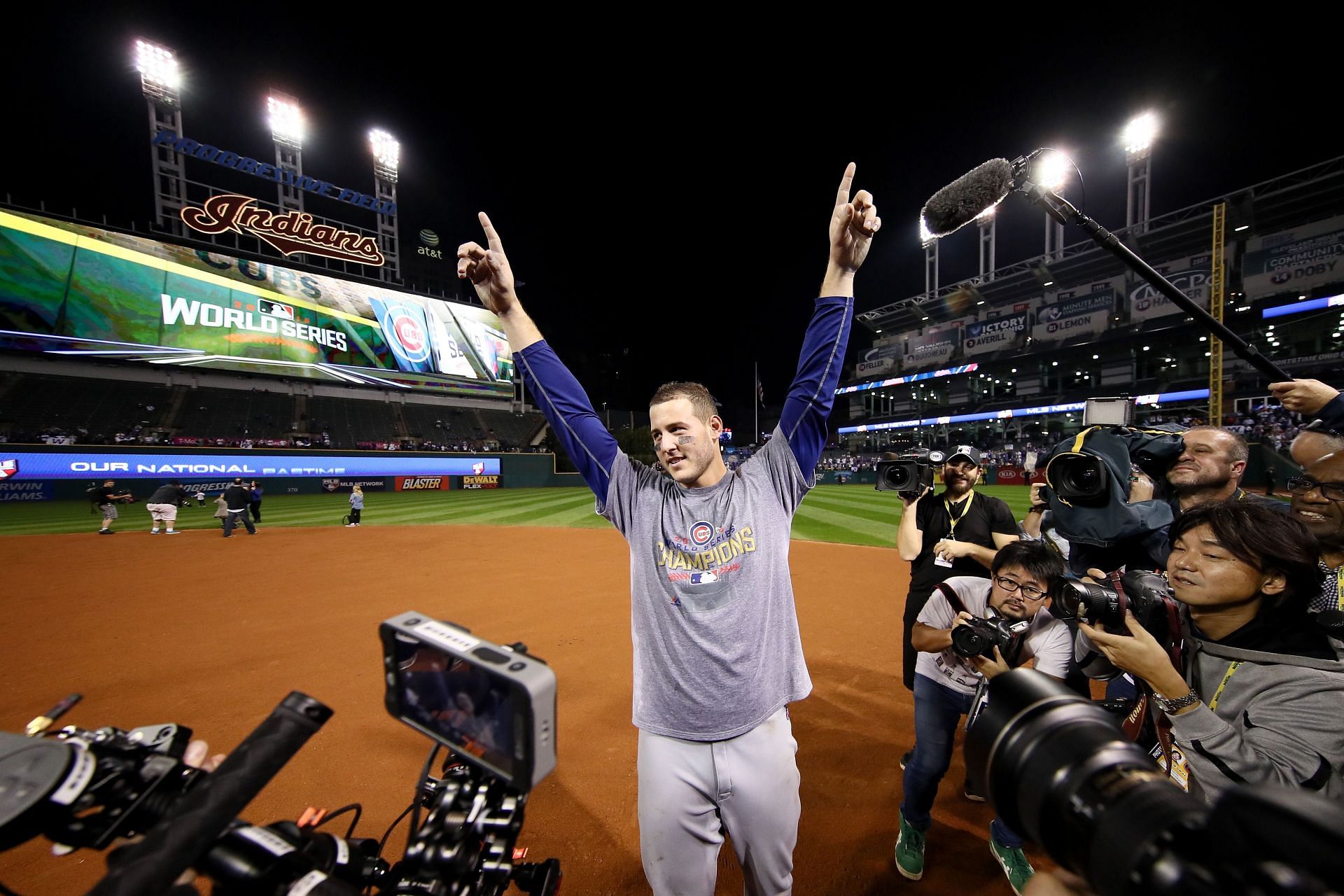 Anthony Rizzo celebrates winning the World Series