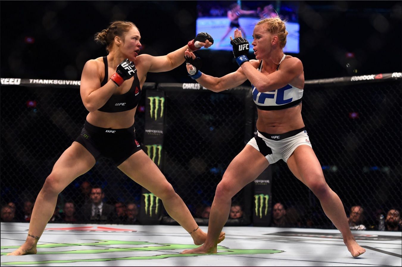 Ronda Rousey (left) and Holly Holm (right) [Image via @espnmma on Twitter]