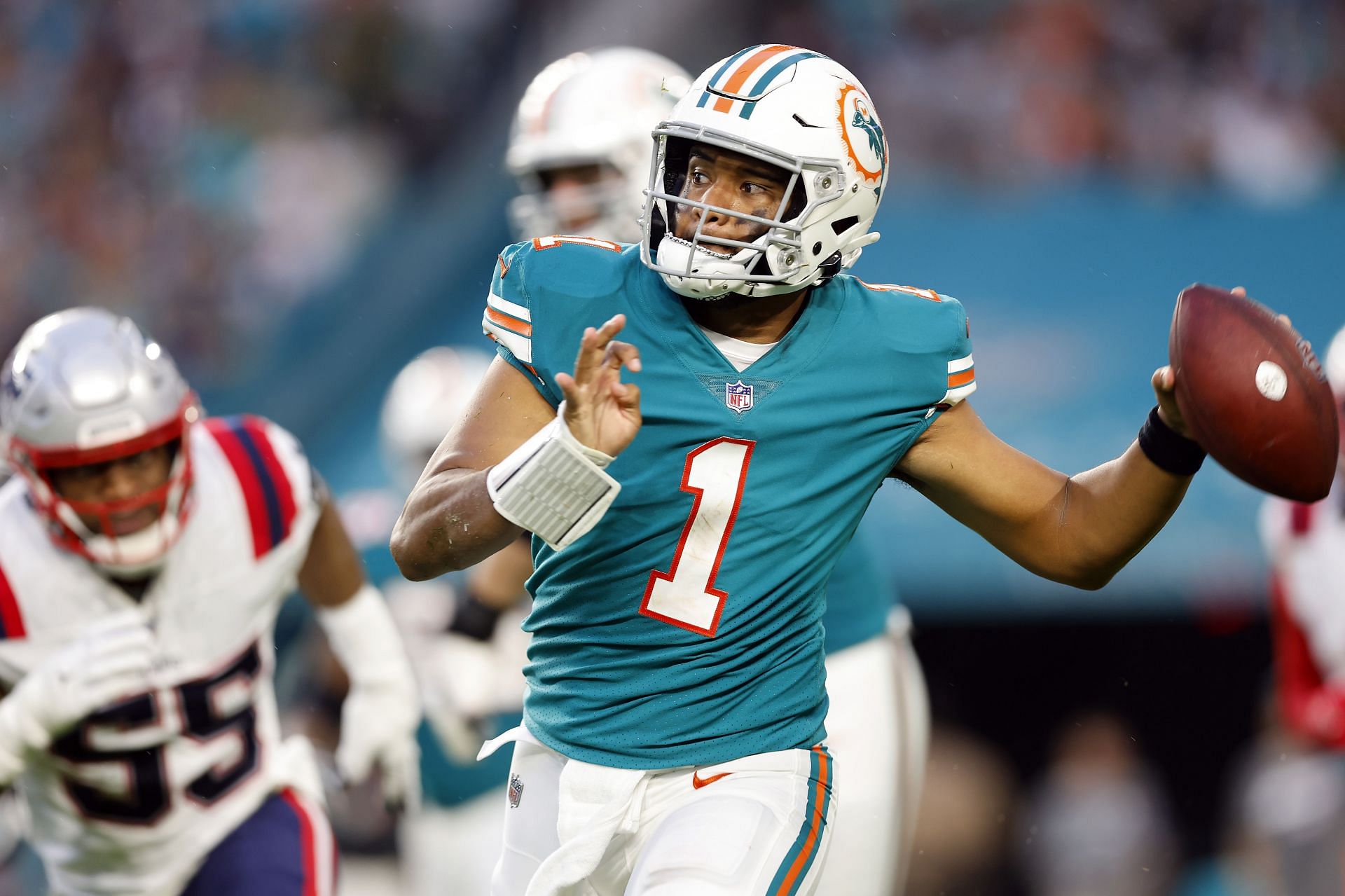 Brian Flores: Tua Tagovailoa is not auditioning for Dolphins job