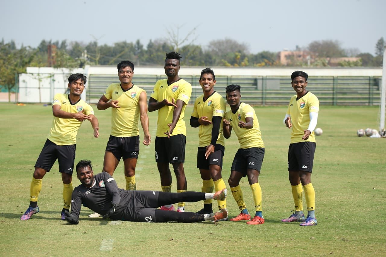 Sreenidi Deccan FC pose for a photo during their training session ahead of their upcoming game against TRAU FC - Image Courtesy: I-League Twitter.