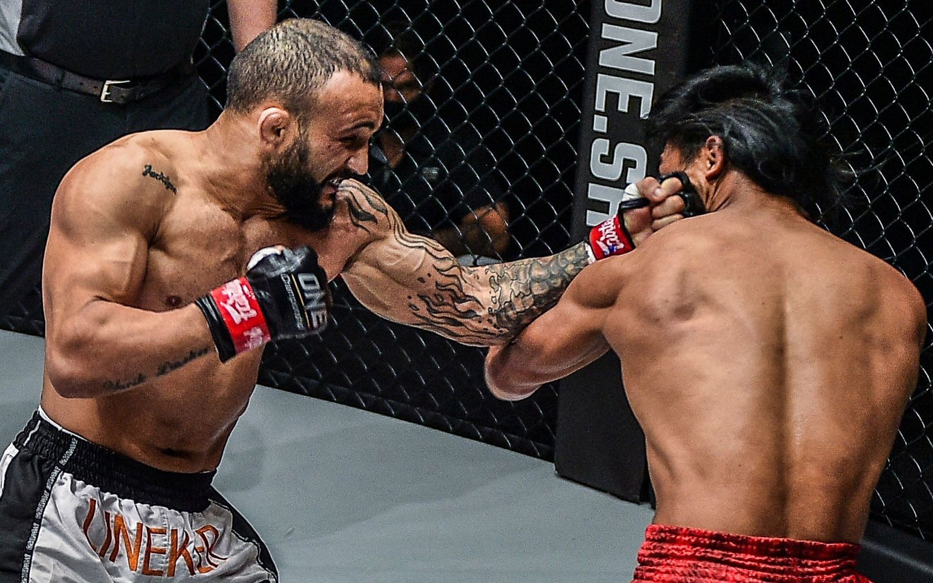 John Lineker is not called &#039;Hands of Stone&#039; for nothing. | [Photo: ONE Championship]