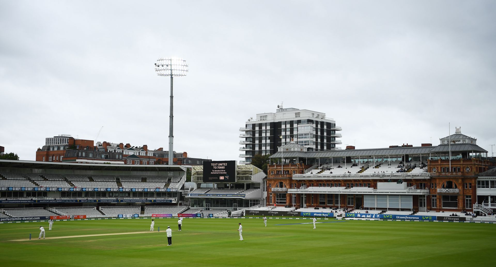 Warwickshire v Lancashire - Bob Willis Trophy Final: Day 3