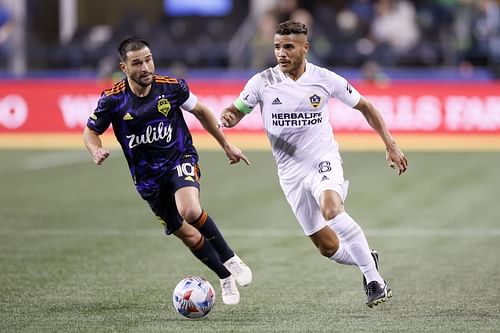 Los Angeles Galaxy take on Seattle Sounders this weekend