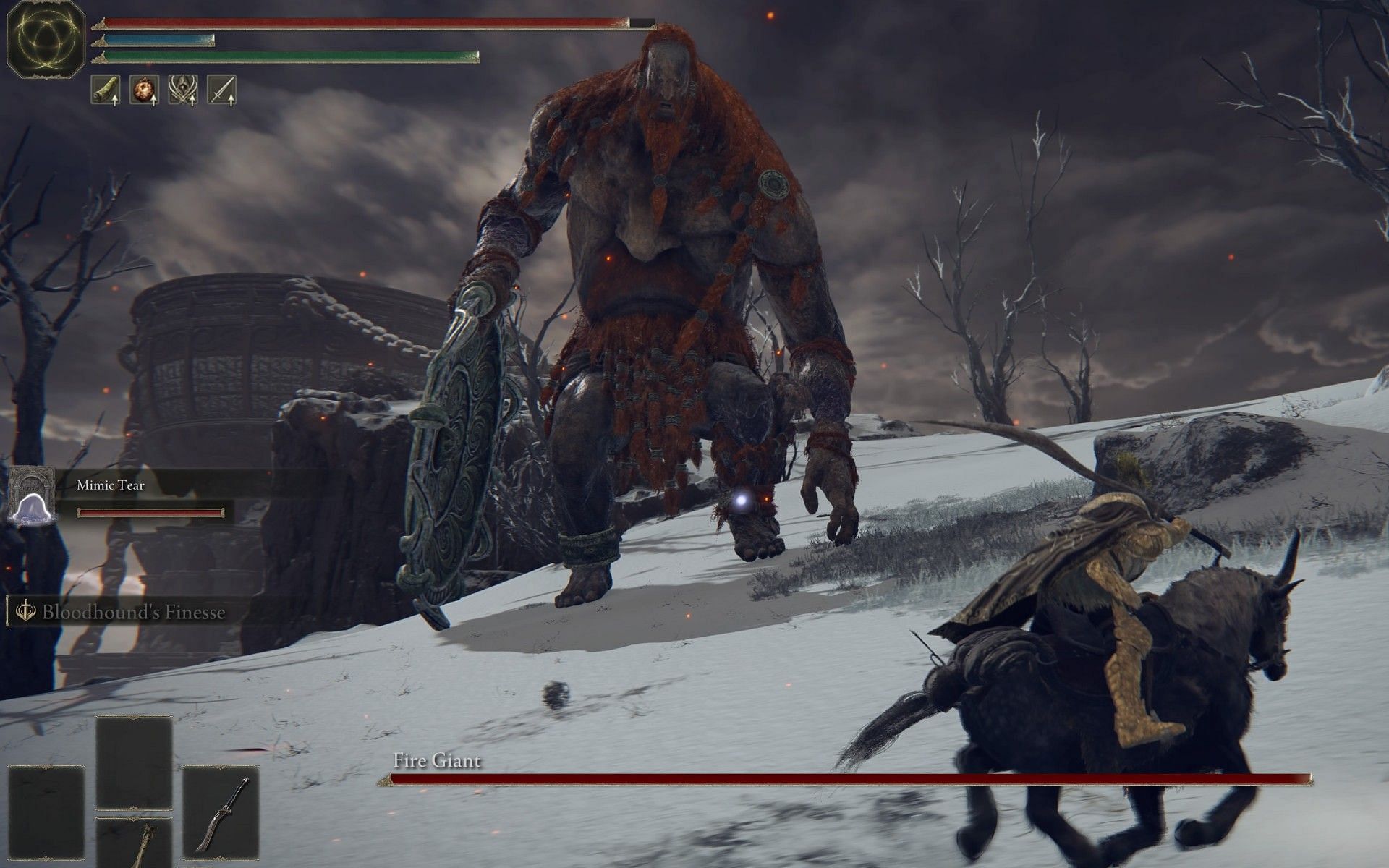 Players can use the mount to get close to the Fire Giant. (Image via FromSoftware)