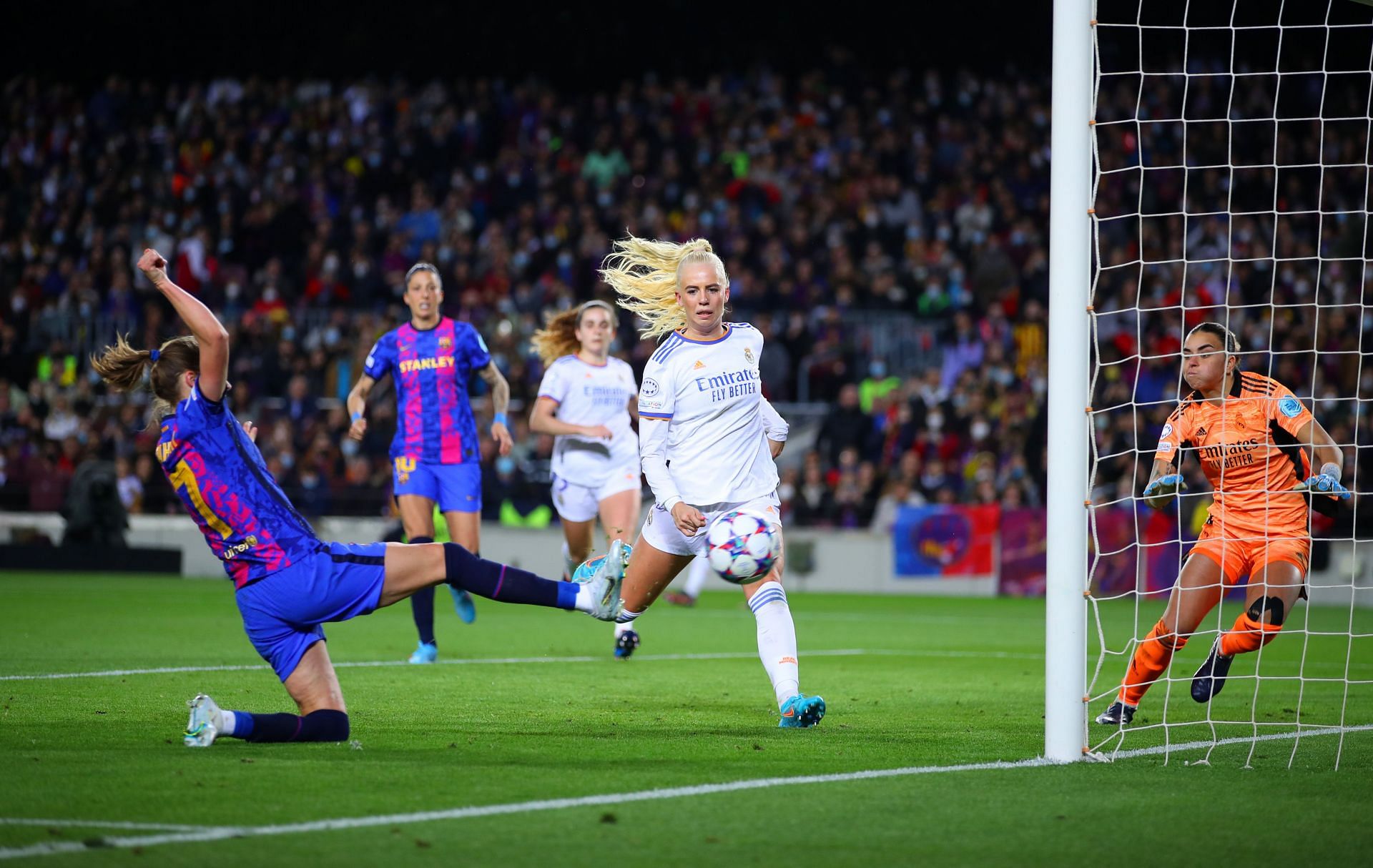 FC Barcelona v Real Madrid: Quarter Final Second Leg - UEFA Women&#039;s Champions League